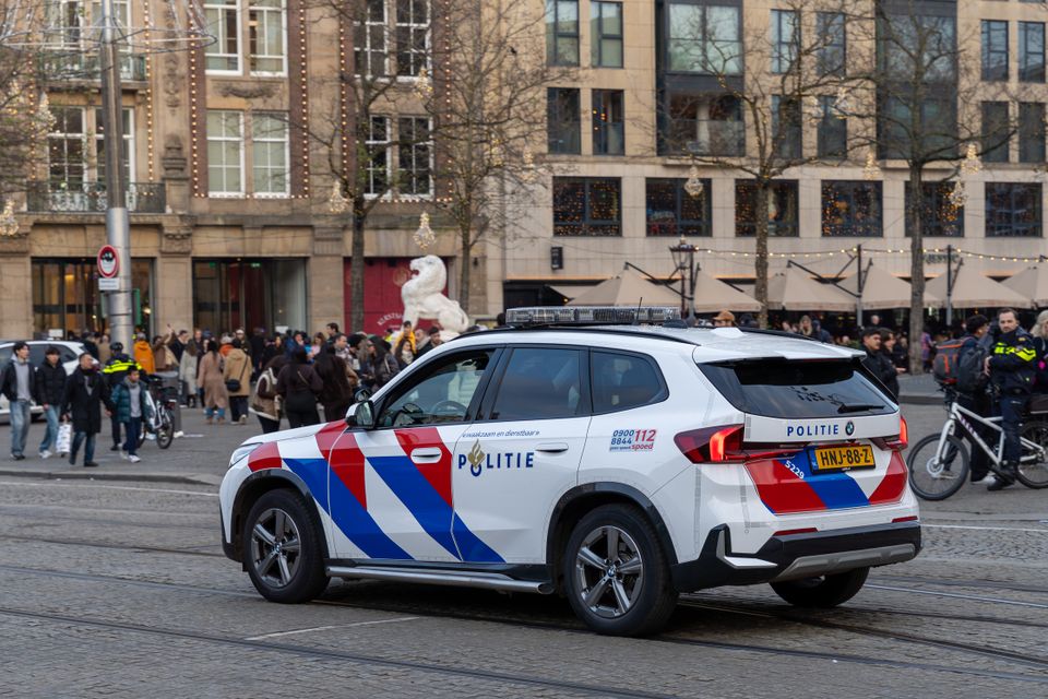 Mann der Drogenfahrt und des Autodiebstahls verdächtigt