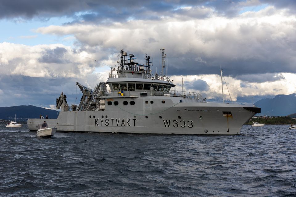 König Haakon in Finnmark: Besuch bei denen, die die Grenze zu Russland bewachen.